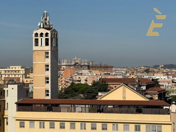 appartamento in vendita a Roma in zona Tuscolano