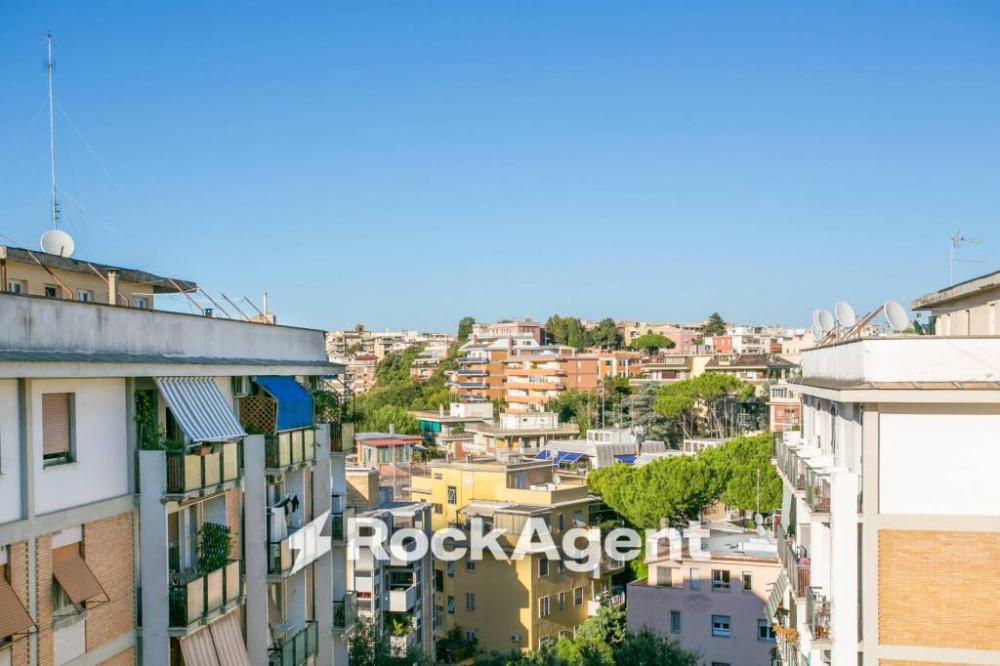 appartamento in vendita a Roma in zona Gianicolense