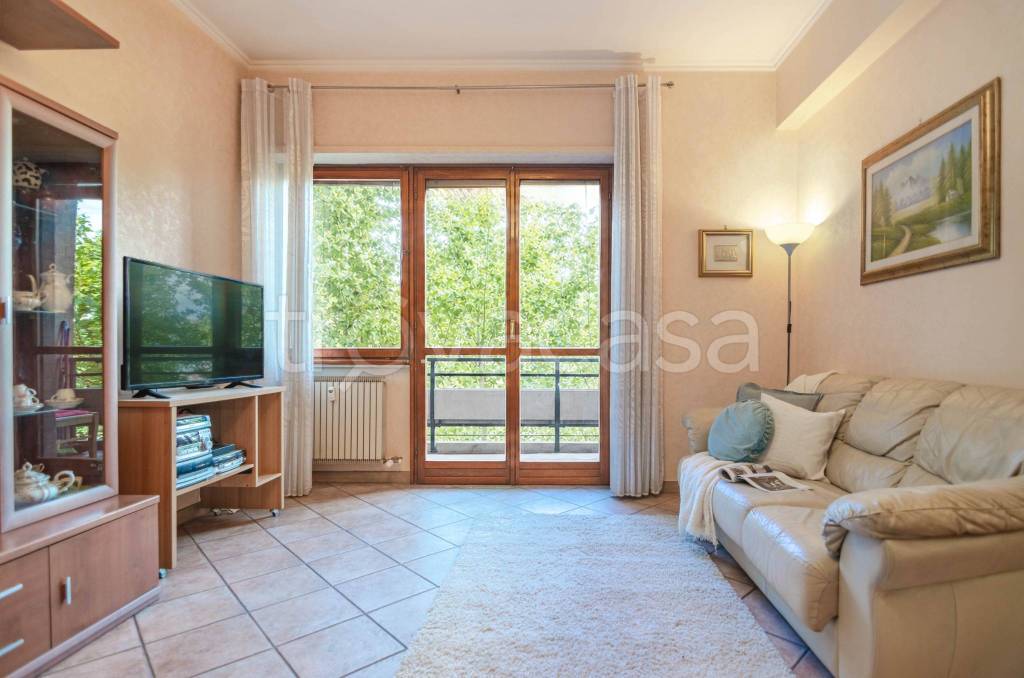 appartamento in vendita a Roma in zona Ostiense