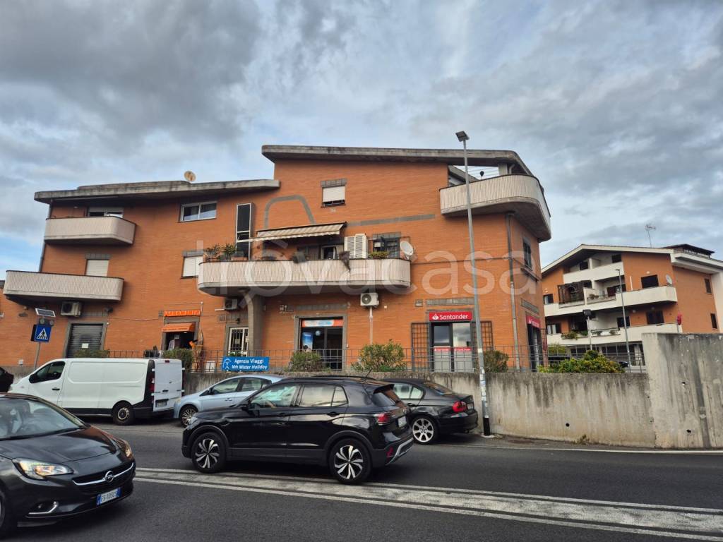 appartamento in vendita a Roma in zona Aurelio