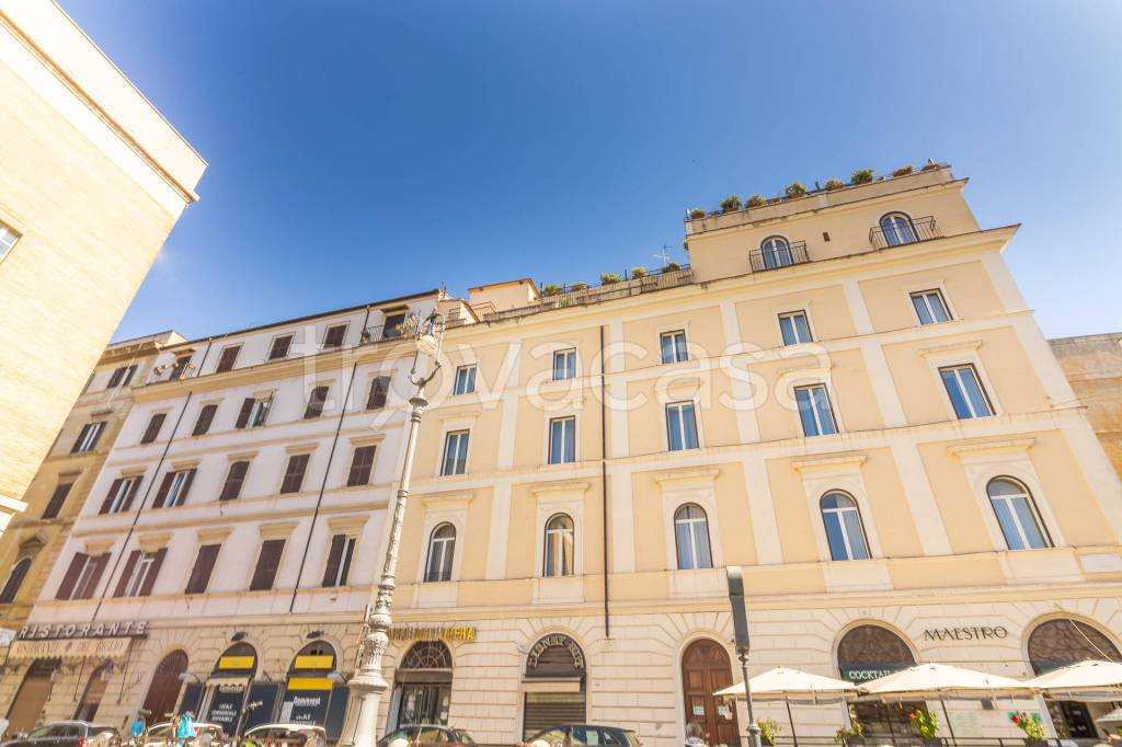 appartamento in vendita a Roma in zona Castro Pretorio