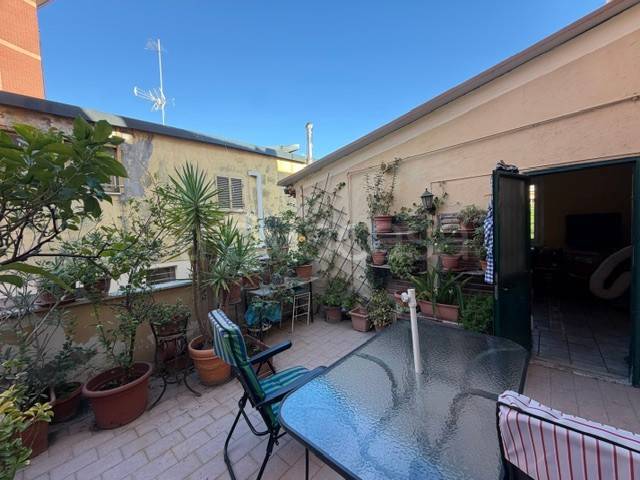 appartamento in vendita a Roma in zona Tuscolano