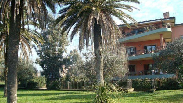 appartamento in vendita a Roma in zona Sette Bagni