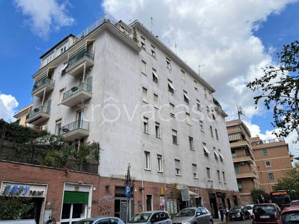 appartamento in vendita a Roma in zona Gianicolense