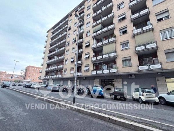 appartamento in vendita a Roma in zona Tuscolano