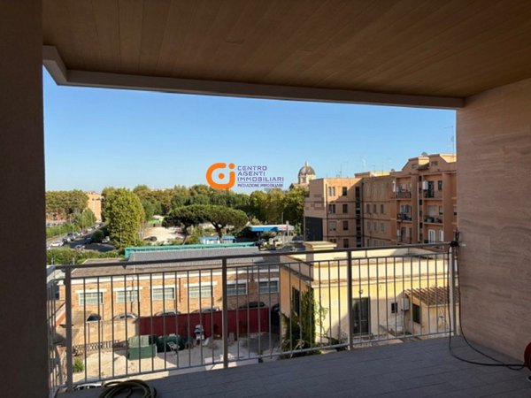 appartamento in vendita a Roma in zona Ostia