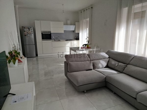 appartamento in vendita a Roma in zona Ostia