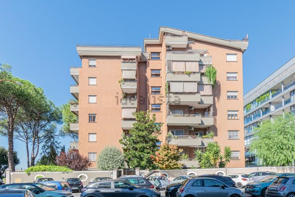 appartamento in vendita a Roma in zona Vigna Murata