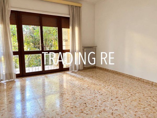 appartamento in vendita a Roma in zona Tomba di Nerone