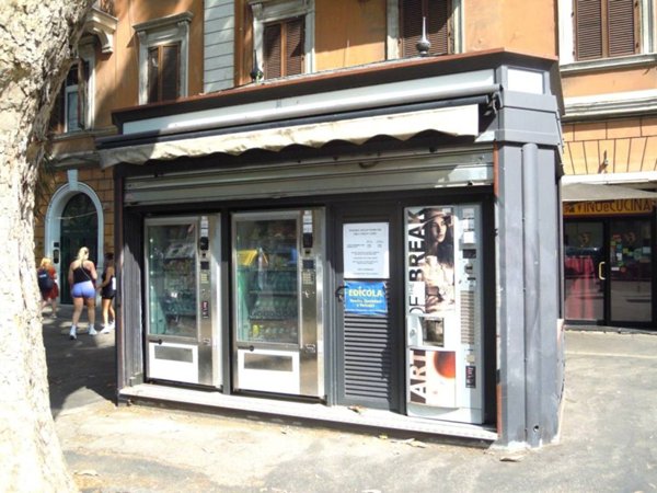negozio in vendita a Roma