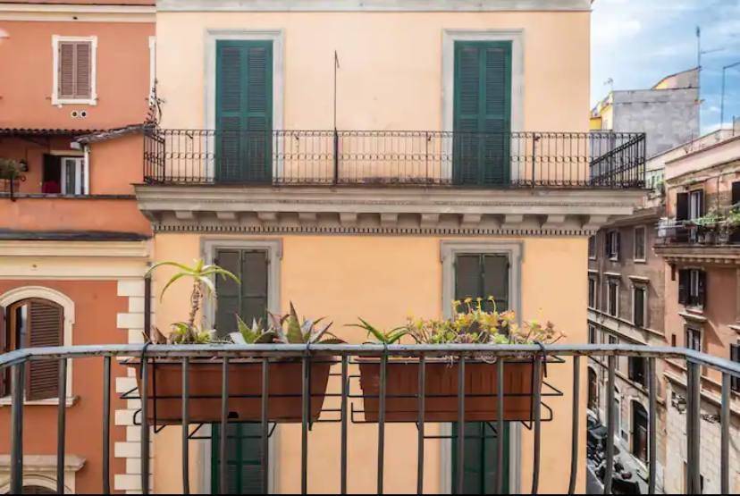 appartamento in vendita a Roma in zona Rione Monti/Campitelli