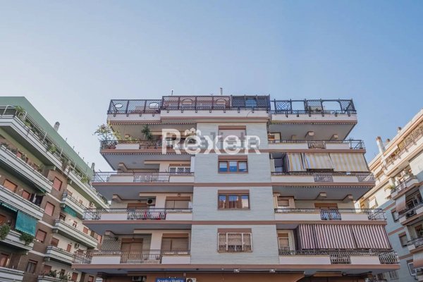 appartamento in vendita a Roma in zona Ostia