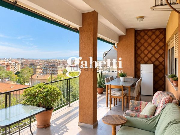 appartamento in vendita a Roma in zona Collatino