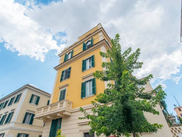 appartamento in vendita a Roma in zona Nomentano