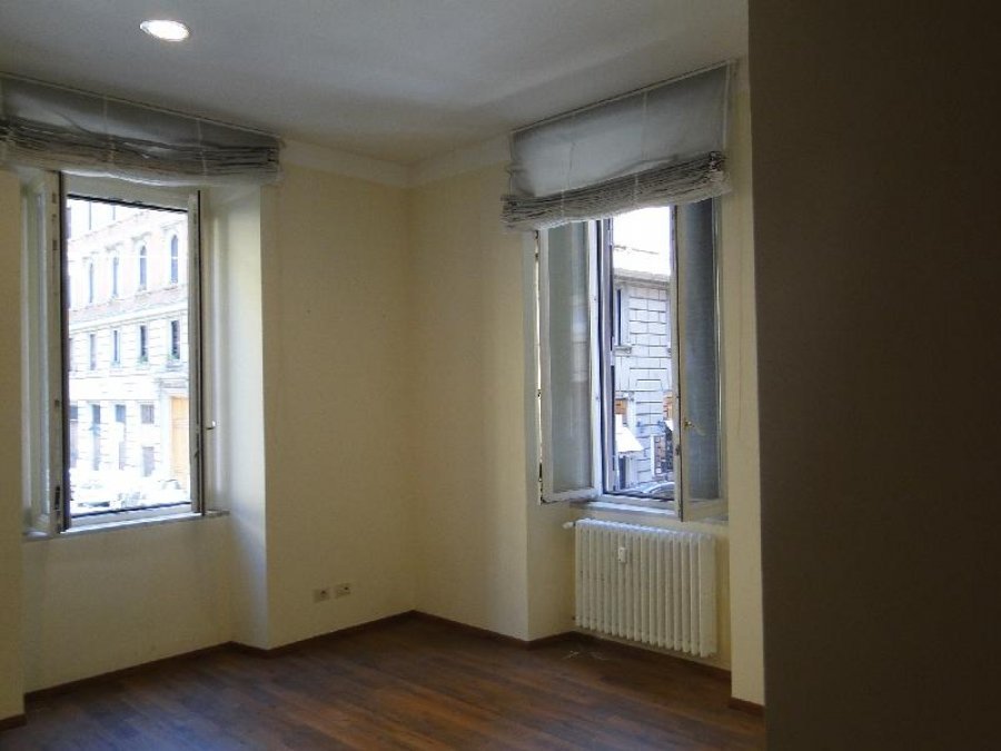 ufficio in vendita a Roma in zona Ludovisi/Sallustiano