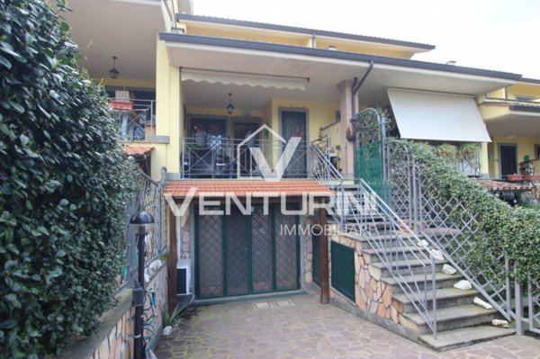 casa indipendente in vendita a Roma in zona Valle Muricana