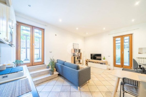 appartamento in vendita a Roma in zona Appio Claudio