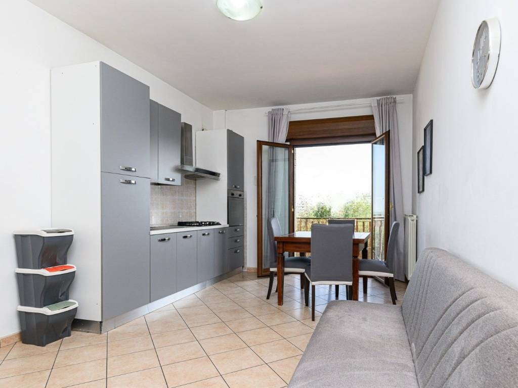 appartamento in vendita a Roma in zona Colle Monfortani