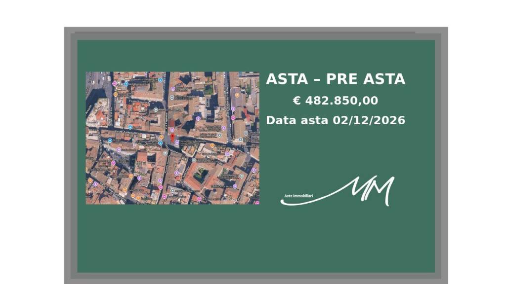 appartamento in vendita a Roma in zona Pigna - Sant'Angelo