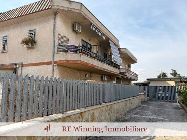 appartamento in vendita a Roma in zona Finocchio