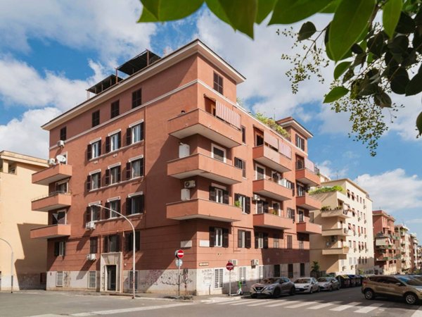 appartamento in vendita a Roma in zona Gianicolense