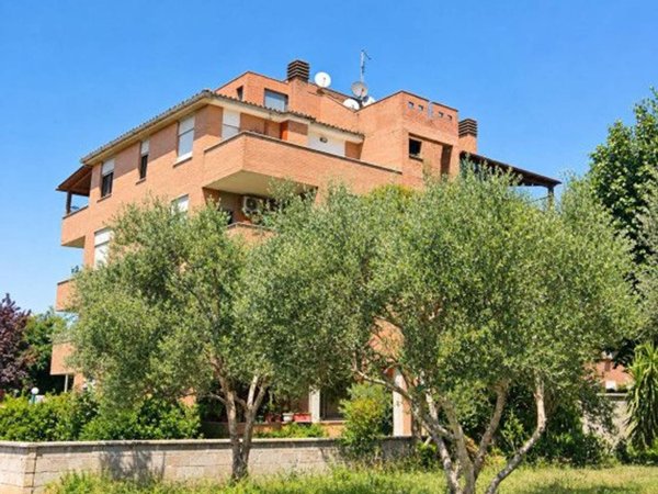 casa indipendente in vendita a Roma