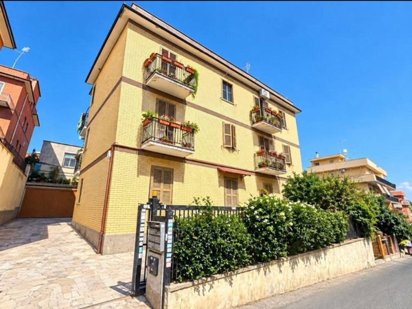 appartamento in vendita a Roma in zona Fidene