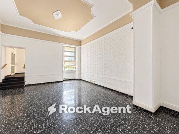 appartamento in vendita a Roma in zona Castro Pretorio