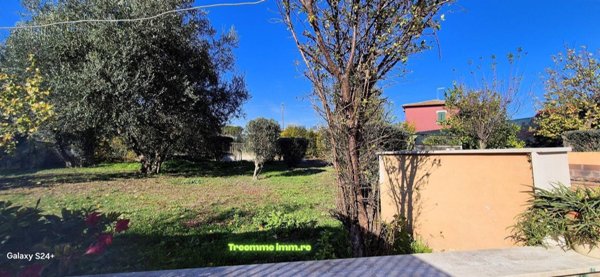 casa indipendente in vendita a Roma in zona Mezzocammino
