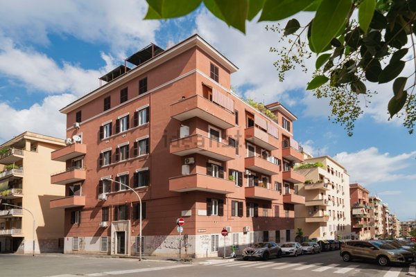 appartamento in vendita a Roma in zona Gianicolense