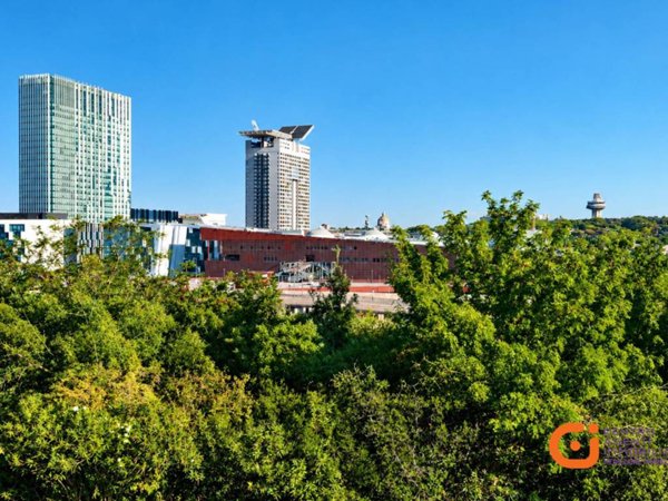 casa indipendente in vendita a Roma in zona Ostiense