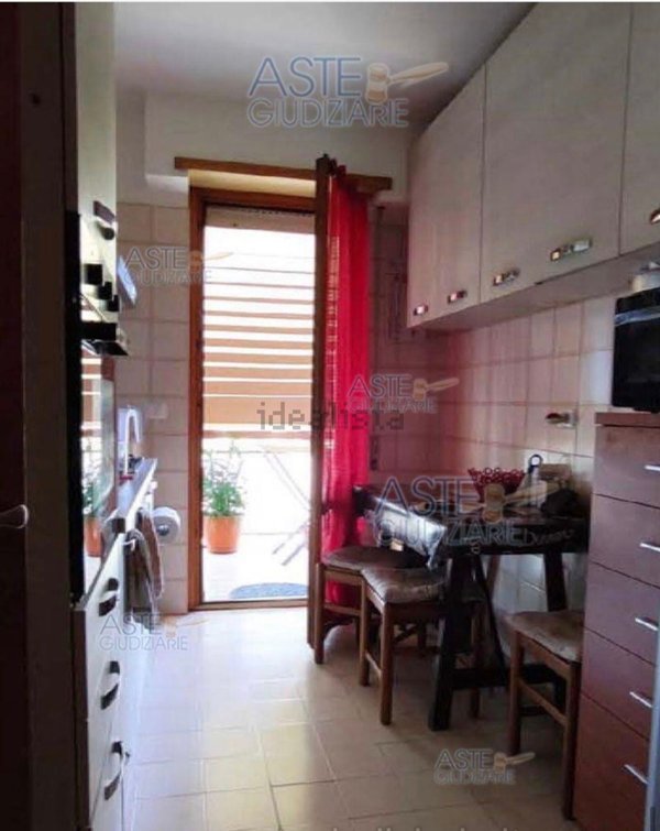 appartamento in vendita a Roma in zona Dragoncello