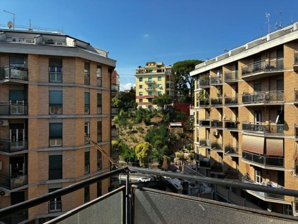 appartamento in vendita a Roma in zona Portuense