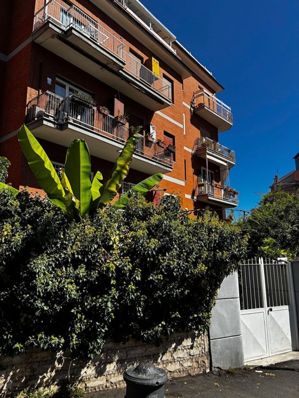 appartamento in vendita a Roma in zona Gianicolense