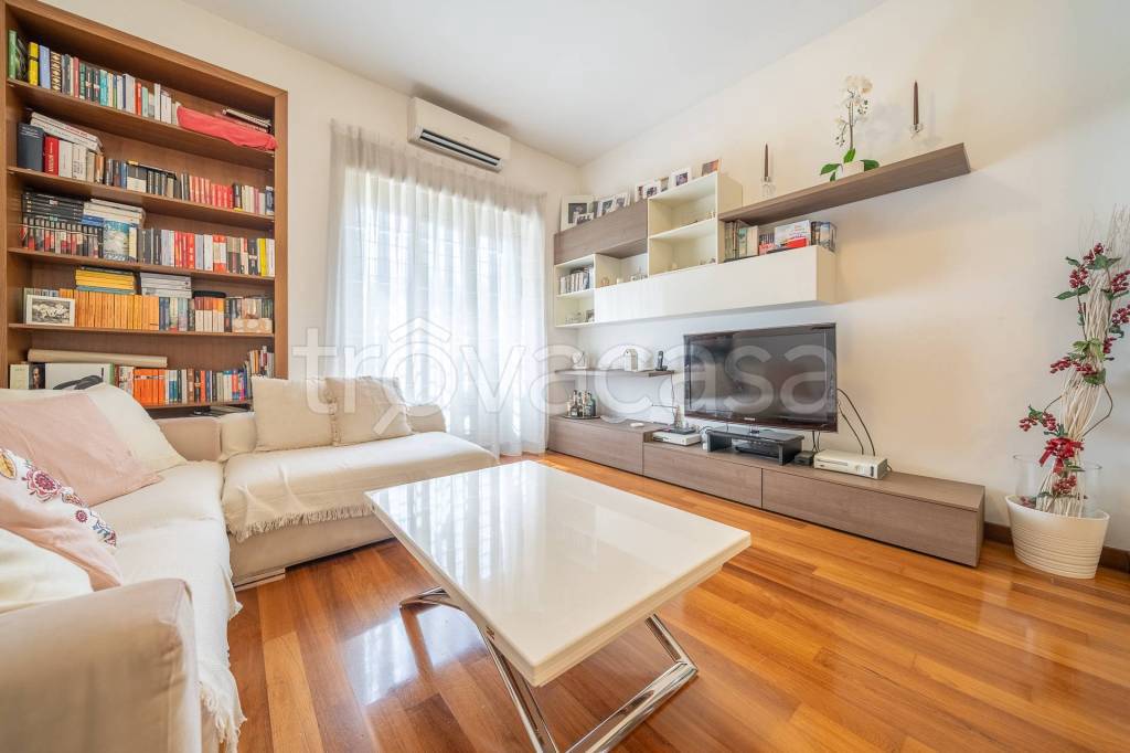 appartamento in vendita a Roma in zona Portuense