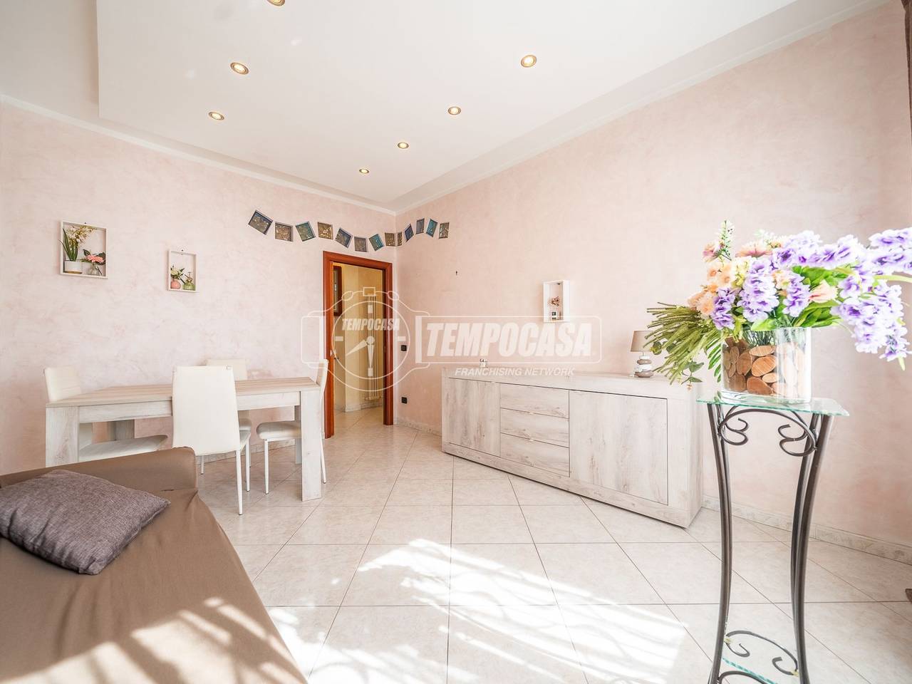 appartamento in vendita a Roma in zona Prenestino-Labicano