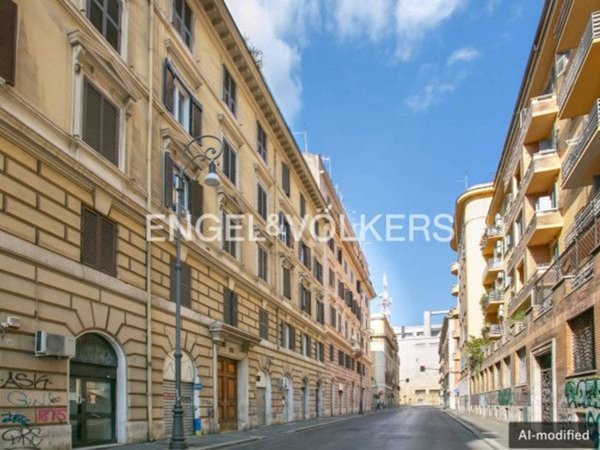 appartamento in vendita a Roma in zona Esquilino
