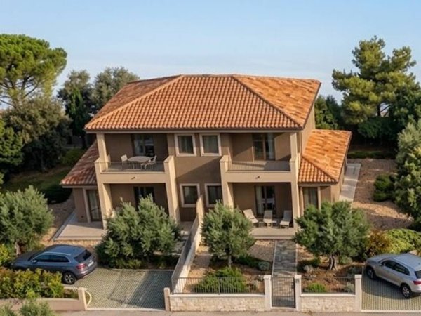 casa indipendente in vendita a Roma in zona Ostia
