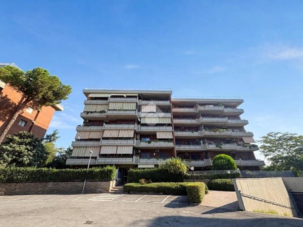 appartamento in vendita a Roma in zona Torrino