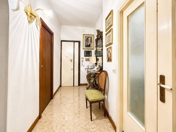 appartamento in vendita a Roma in zona Portuense
