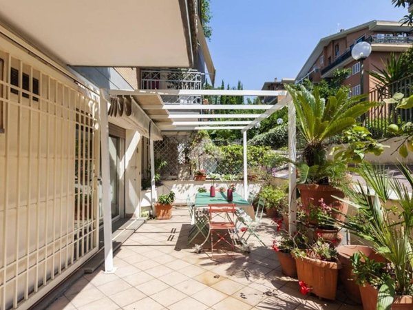 appartamento in vendita a Roma in zona Gianicolense