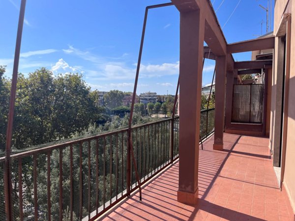 appartamento in vendita a Roma in zona Ostia
