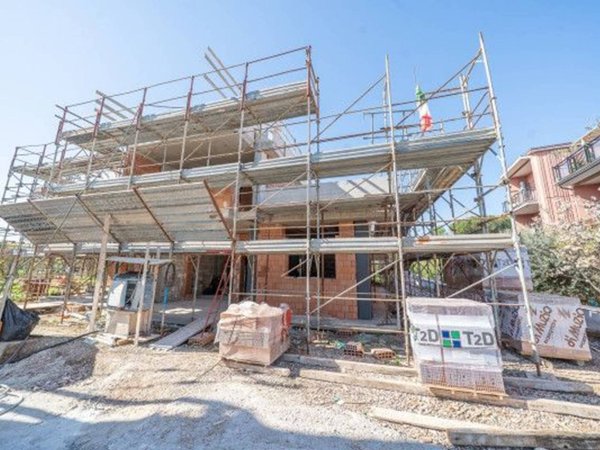 casa indipendente in vendita a Roma in zona Torre Gaia
