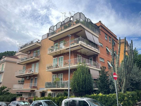 appartamento in vendita a Roma in zona Appio Latino