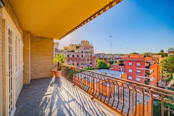 appartamento in vendita a Roma in zona Gianicolense