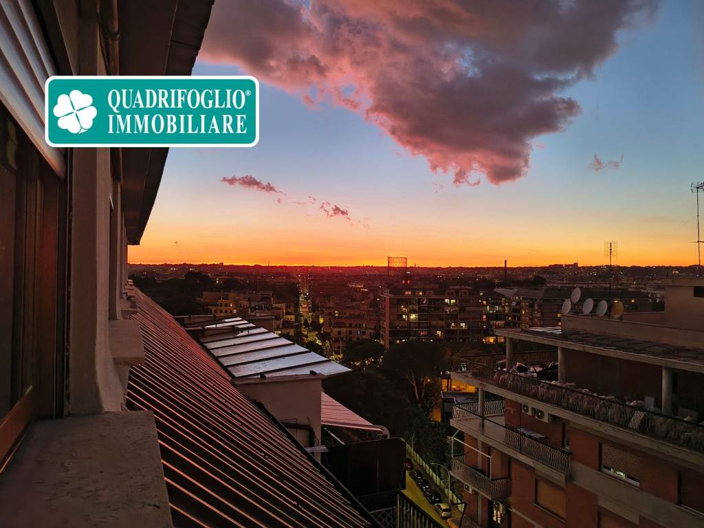 appartamento in vendita a Roma in zona Ostiense