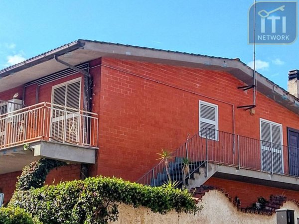 appartamento in vendita a Roma in zona Dragona/Bagnoletto