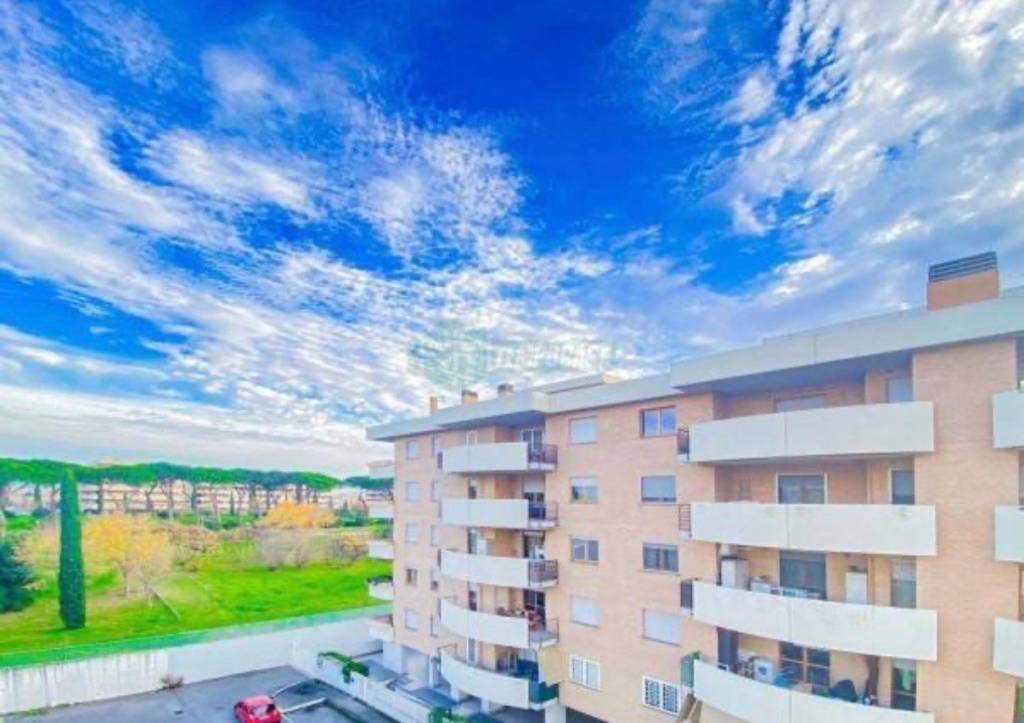 appartamento in vendita a Roma in zona Ponte di Nona