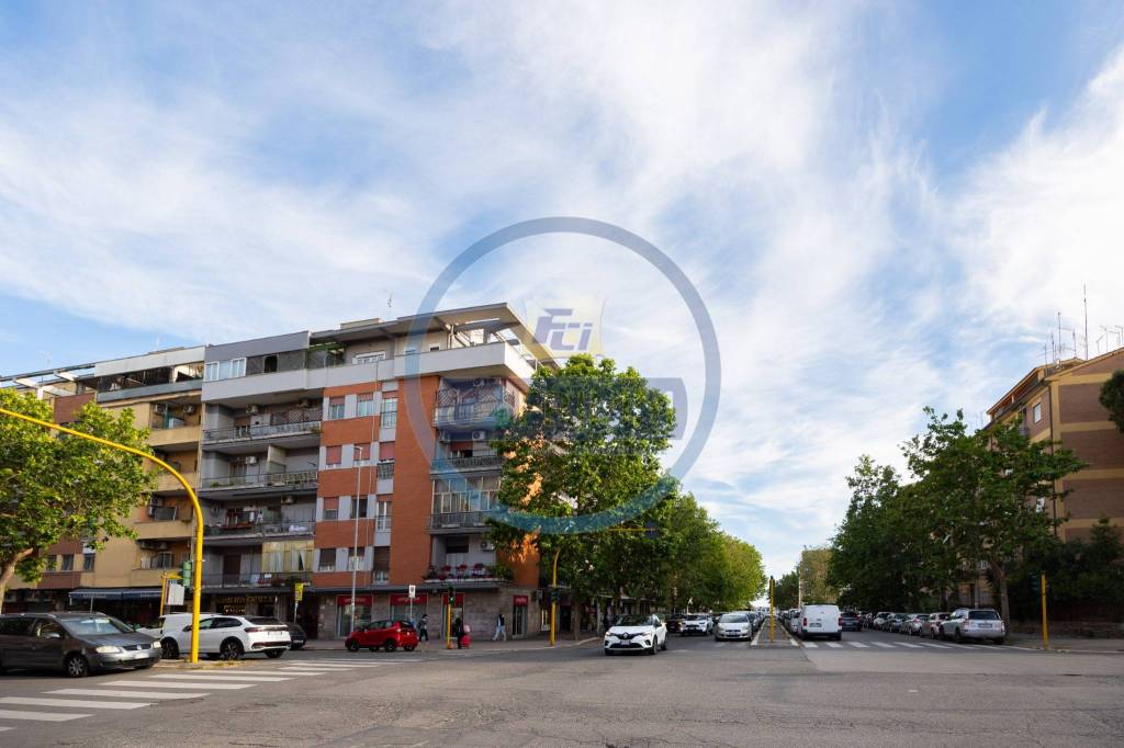 appartamento in vendita a Roma in zona Ostia