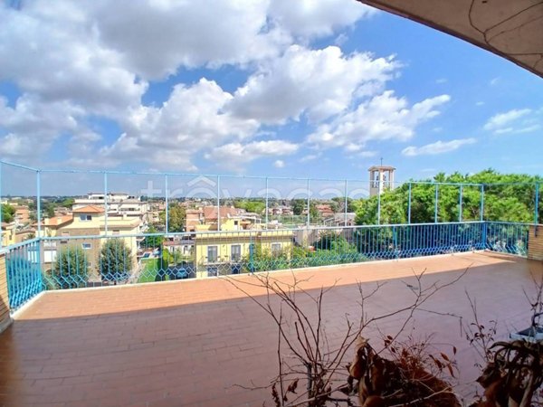 appartamento in vendita a Roma in zona Corviale